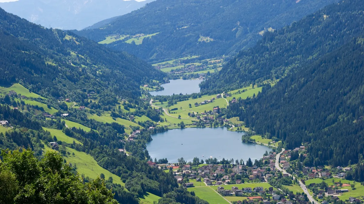 Wann fühlt sich ein Hotel wirklich nach Urlaub an? - Strandhotel Burgstaller am Brennsee