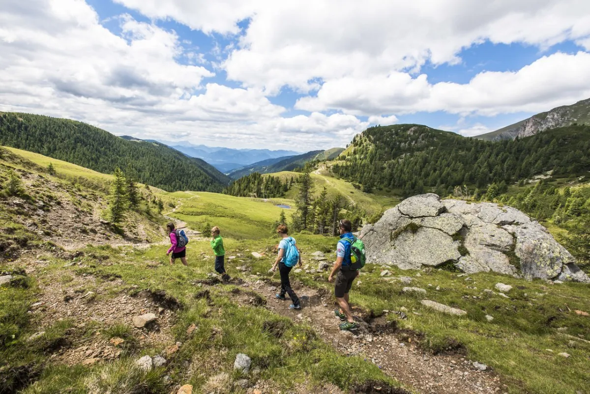Wandern in den Nockbergen: Touren für den Tag, an dem einer hoch hinaus will
