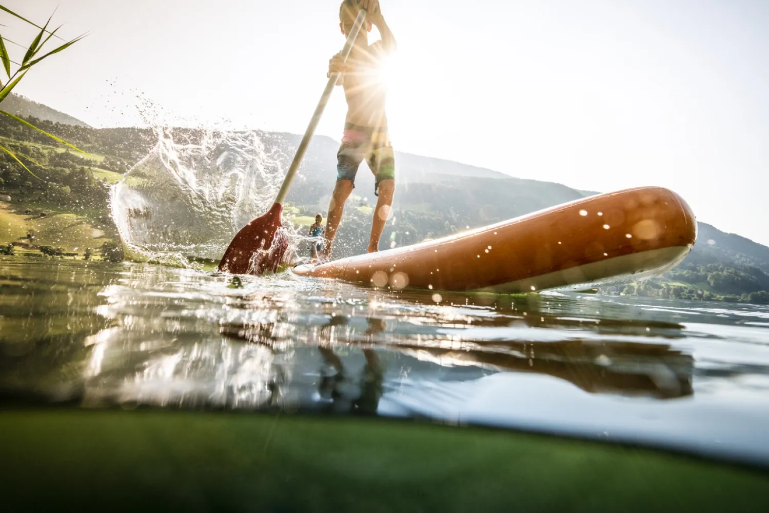 Stand-up-Paddeln & Wassersport am Brennsee - was direkt vom Steg aus geht